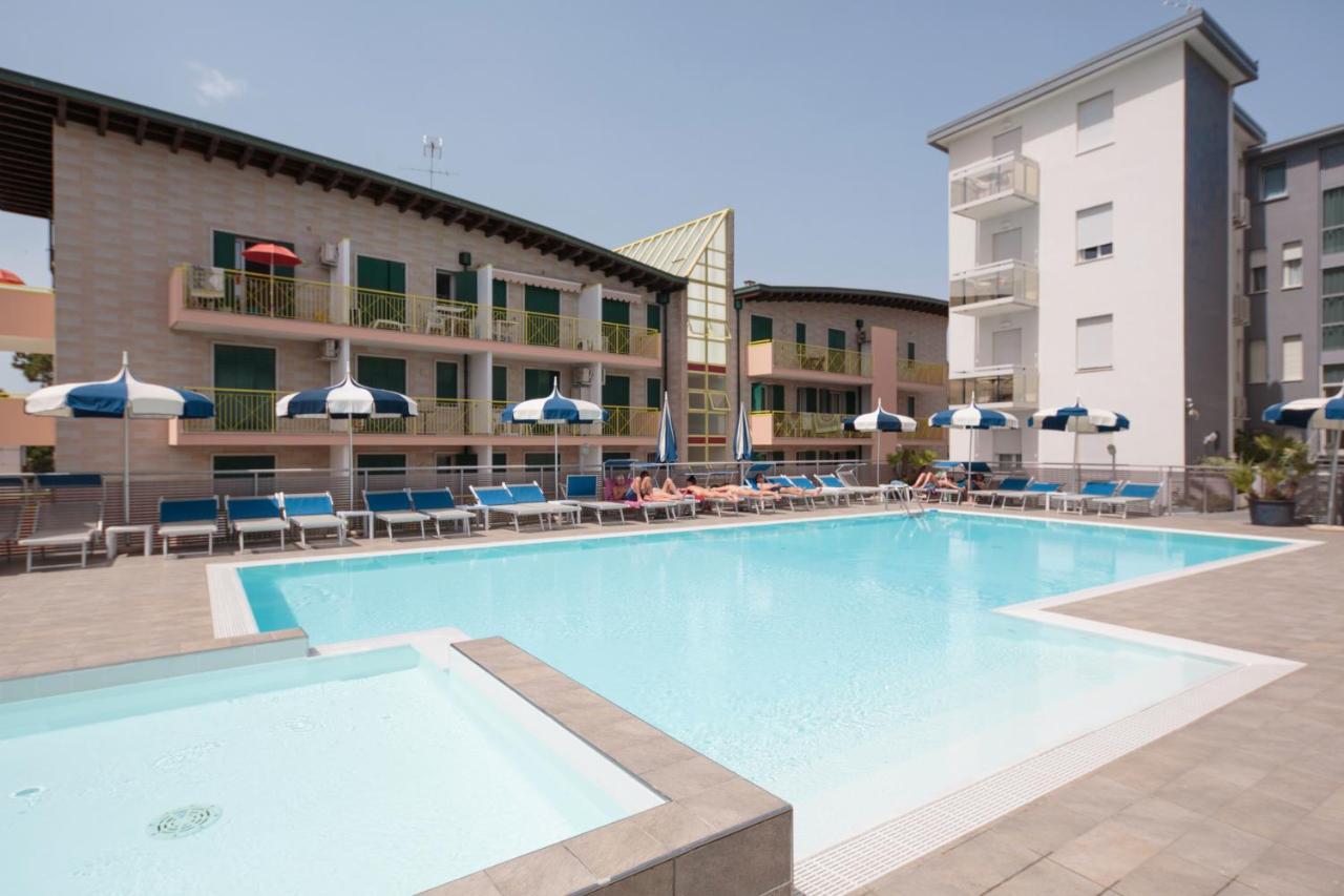 Hotel Bristol Caorle Buitenkant foto