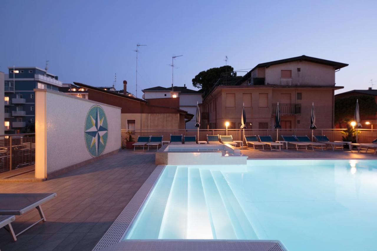 Hotel Bristol Caorle Buitenkant foto