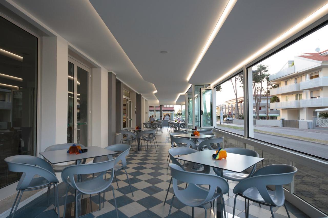 Hotel Bristol Caorle Buitenkant foto