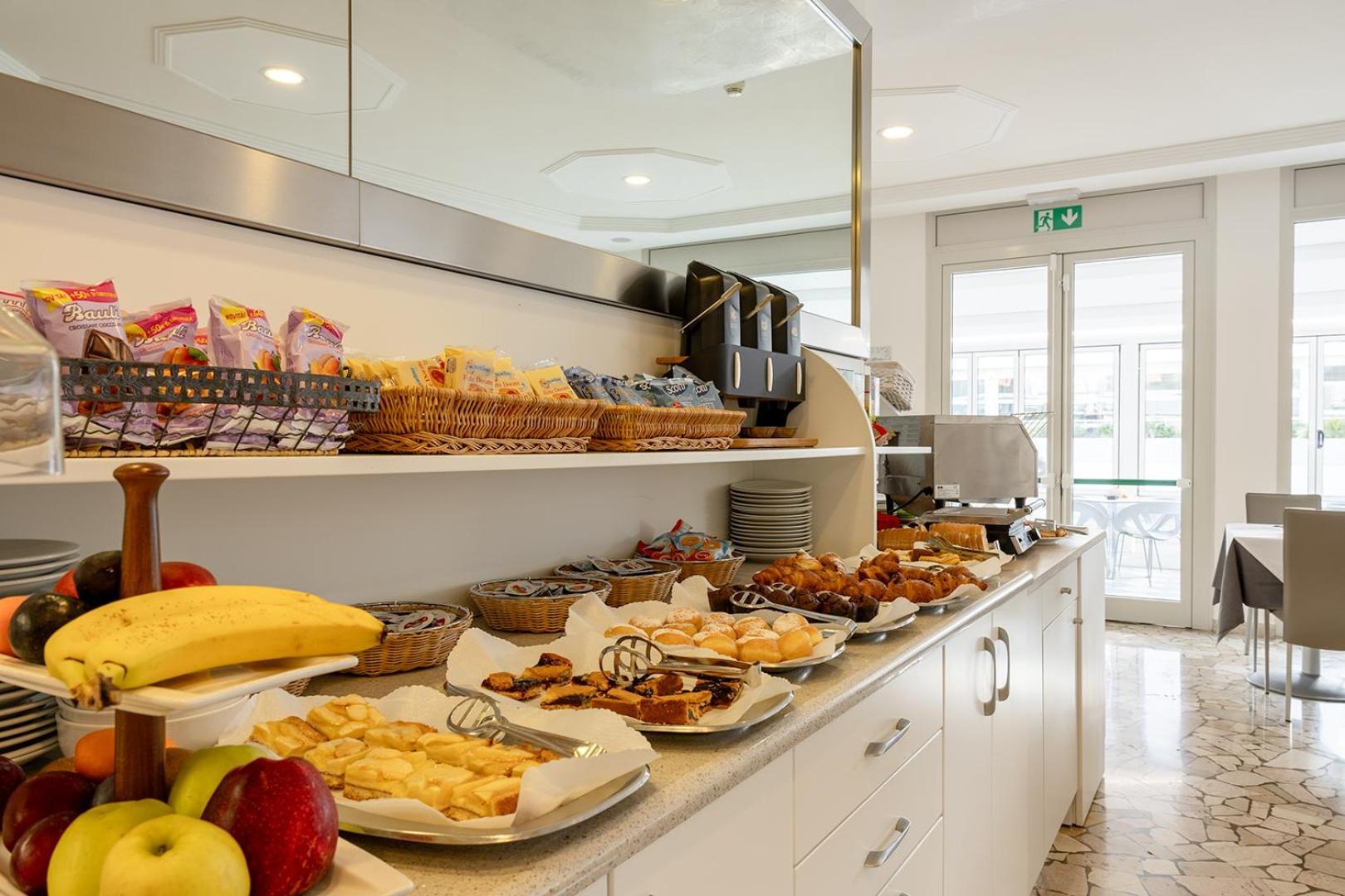 Hotel Bristol Caorle Buitenkant foto
