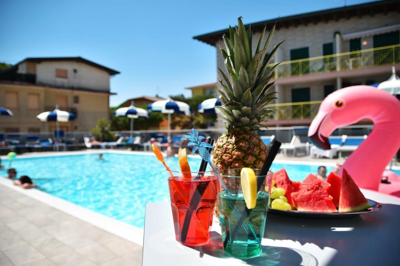 Hotel Bristol Caorle Buitenkant foto
