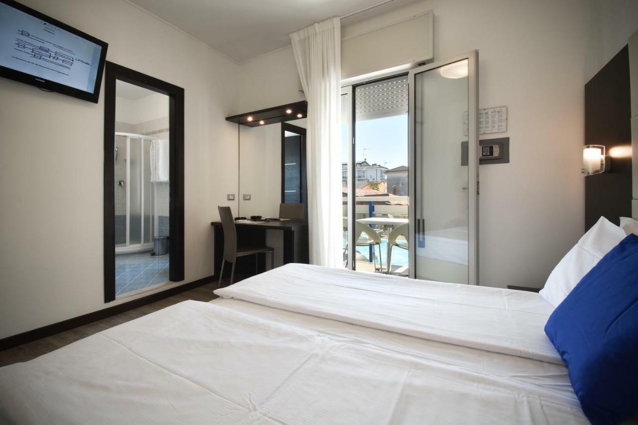 Hotel Bristol Caorle Buitenkant foto